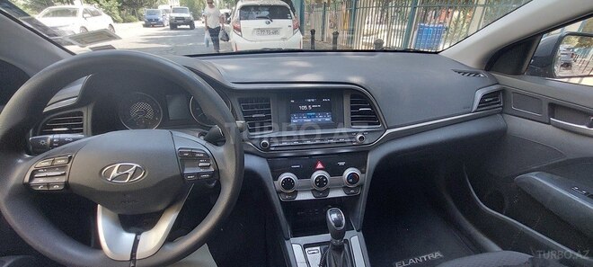 Hyundai Elantra 2018, 157,323 km - 2.0 l - Bakı
