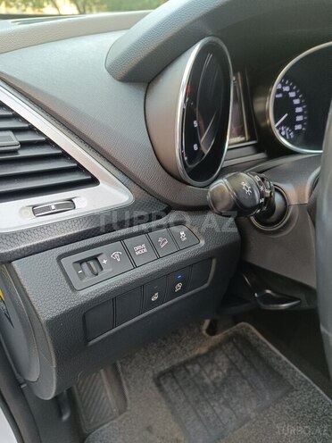 Hyundai Santa Fe 2016, 155,880 km - 2.0 л - Bakı