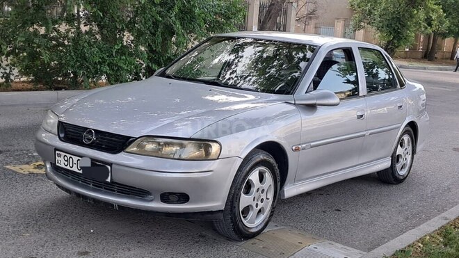 Opel Vectra 1999, 257,312 km - 1.8 l - Bakı