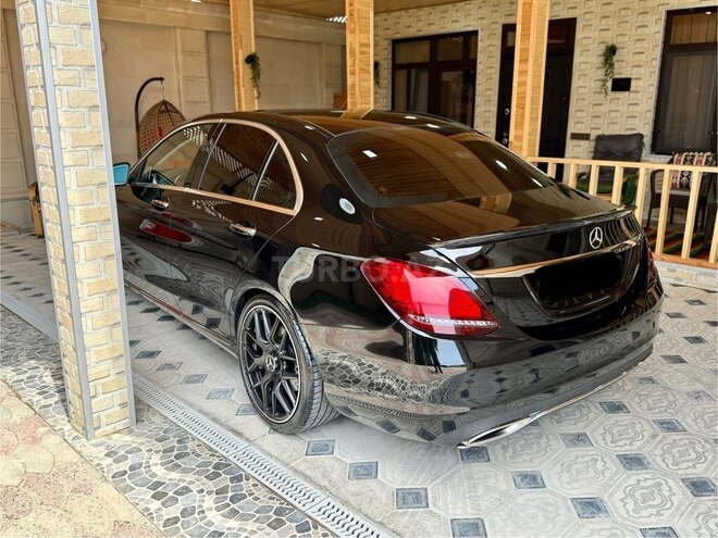 Mercedes C 300 2016, 235,000 km - 2.0 л - Bakı