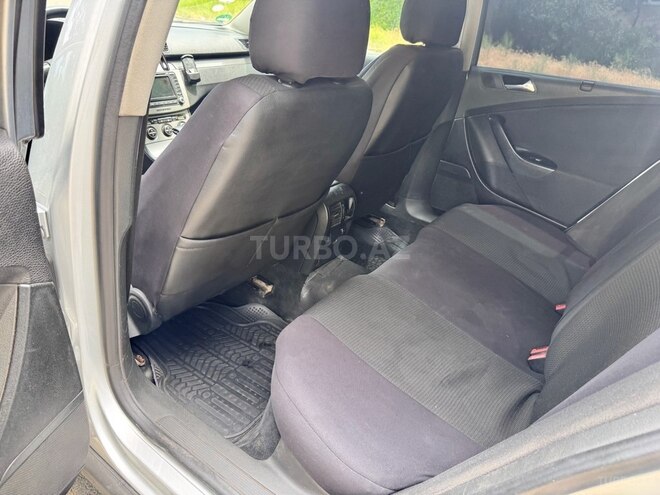 Volkswagen Passat 2005, 289,000 km - 2.0 l - Bakı