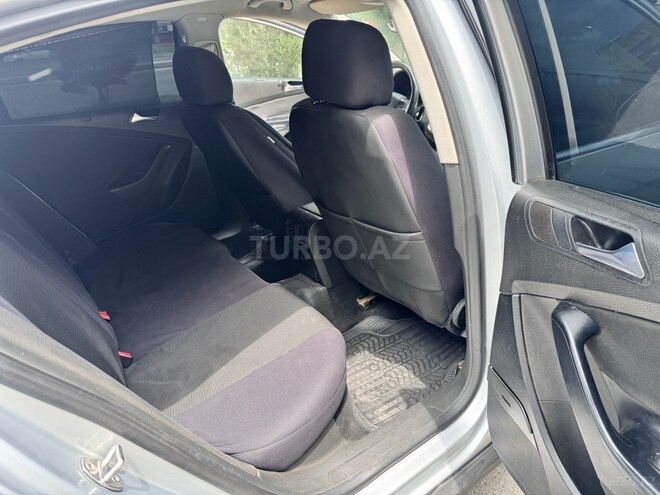 Volkswagen Passat 2005, 289,000 km - 2.0 l - Bakı