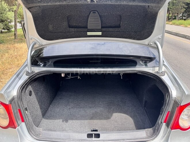 Volkswagen Passat 2005, 289,000 km - 2.0 l - Bakı