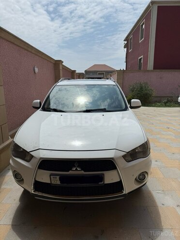 Mitsubishi Outlander 2012, 325,000 km - 2.4 l - Bakı