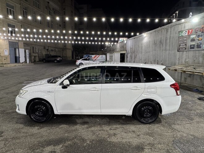 Toyota Corolla Fielder 2015, 105,247 km - 1.5 l - Bakı