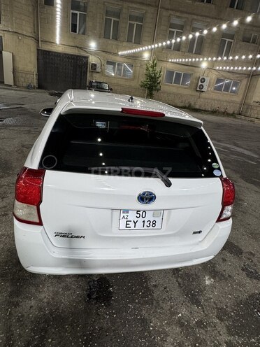 Toyota Corolla Fielder 2015, 105,247 km - 1.5 l - Bakı