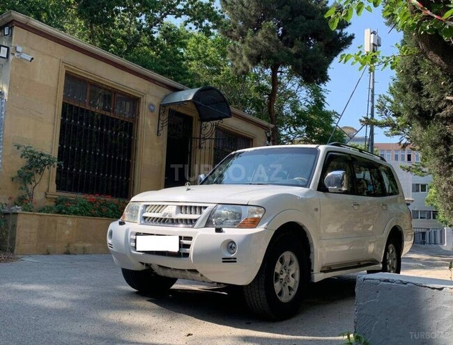 Mitsubishi Pajero 2004, 296,000 km - 3.0 l - Bakı
