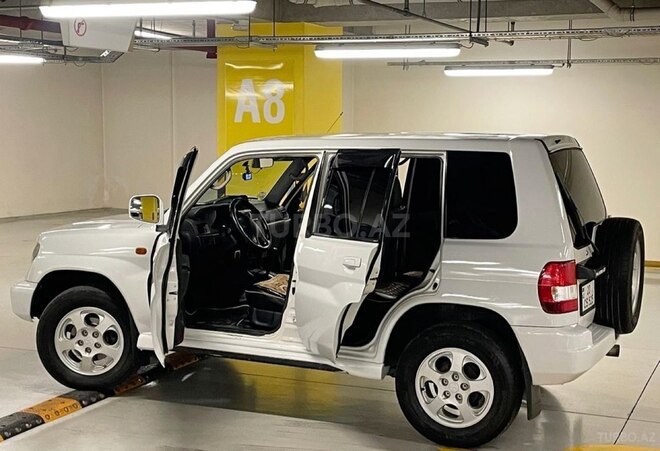 Mitsubishi Pajero io 1999, 180,000 km - 1.8 l - Gəncə