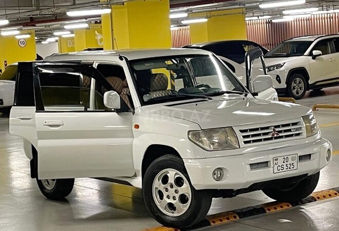 Mitsubishi Pajero io 1999, 180,000 km - 1.8 l - Gəncə