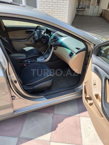Hyundai Elantra 2013, 374,977 km - 1.8 l - Bakı