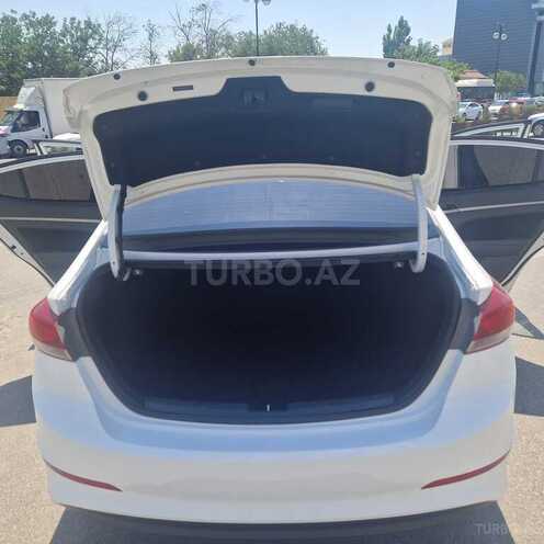 Hyundai Elantra 2018, 192,000 km - 2.0 л - Bakı