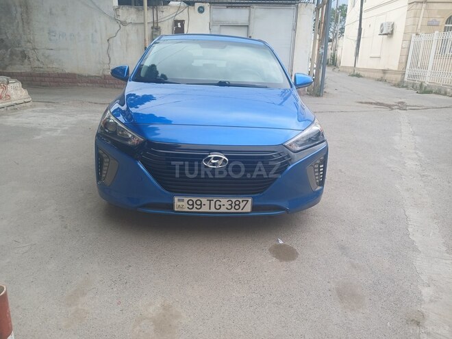 Hyundai Accent 2017, 300,000 km - 1.6 л - Bakı
