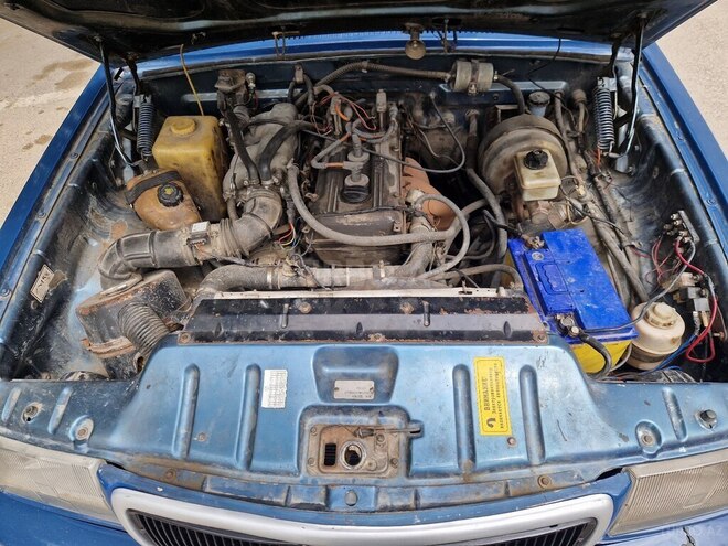 GAZ 3110 2003, 277,000 km - 2.4 l - Sumqayıt
