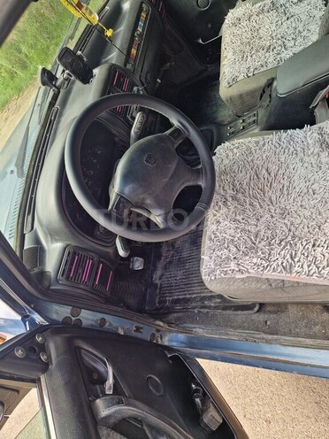 GAZ 3110 2003, 277,000 km - 2.4 l - Sumqayıt