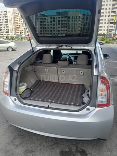 Toyota Prius 2015, 150,000 km - 1.8 л - Bakı