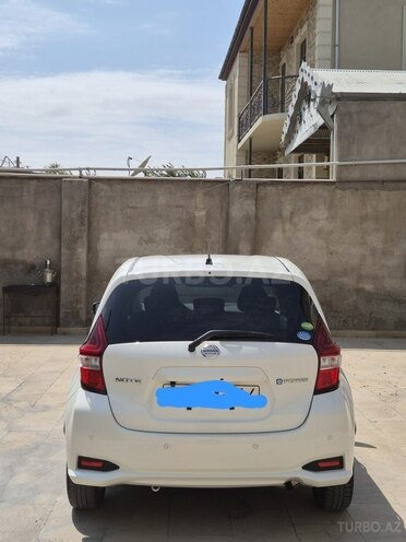 Nissan Note-5
