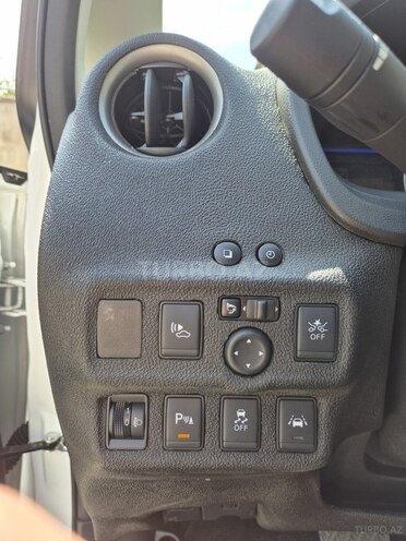 Nissan Note-6