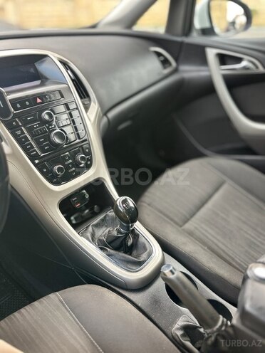 Opel Astra 2011, 216,410 km - 1.3 l - Bakı