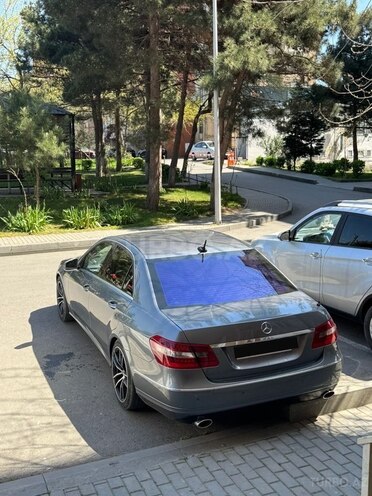 Mercedes E 220 d 2012, 367,000 km - 2.2 l - Bakı