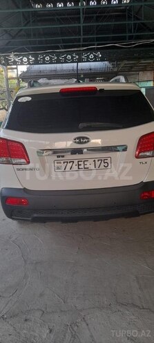 Kia Sorento-3