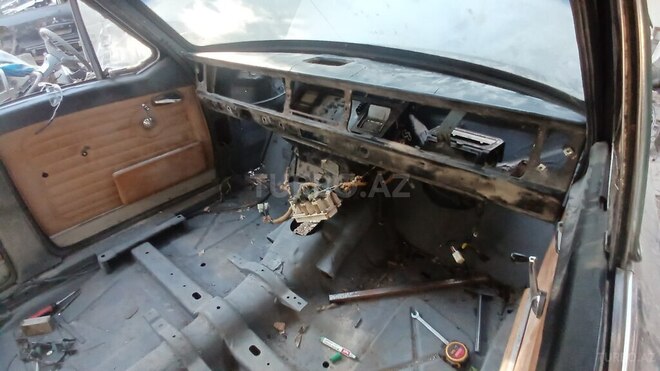 GAZ 24 1979, 253,154 km - 3.9 l - Bakı