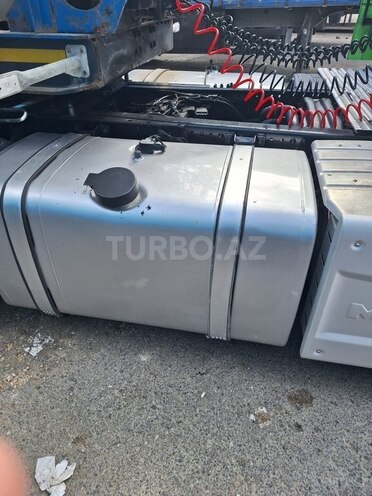 MAN TGX 18.480 2017, 634,000 km - 12.0 л - Bakı