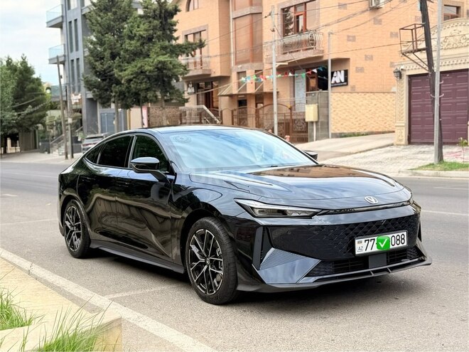 Changan  2024, 17,500 km - 1.5 l - Bakı