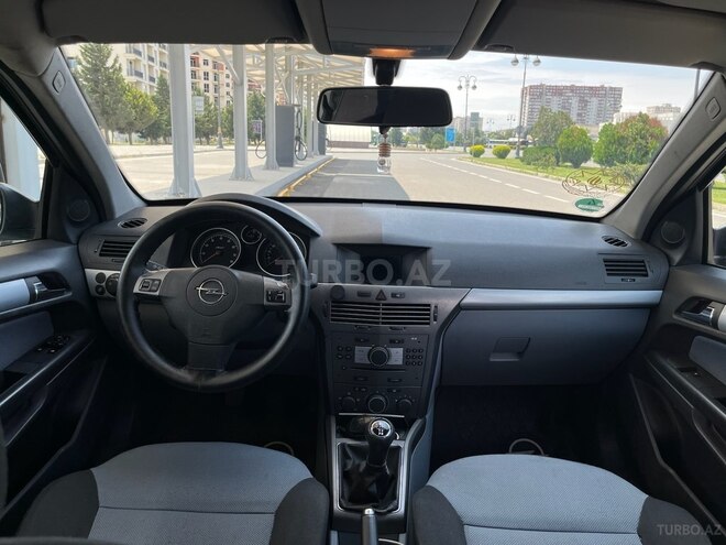 Opel Astra 2006, 232,000 km - 1.4 л - Bakı