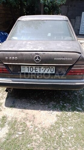 Mercedes E 230 1994, 200,000 km - 2.3 л - İmişli