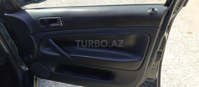 Volkswagen Passat 2004, 196,800 km - 1.8 l - Bakı