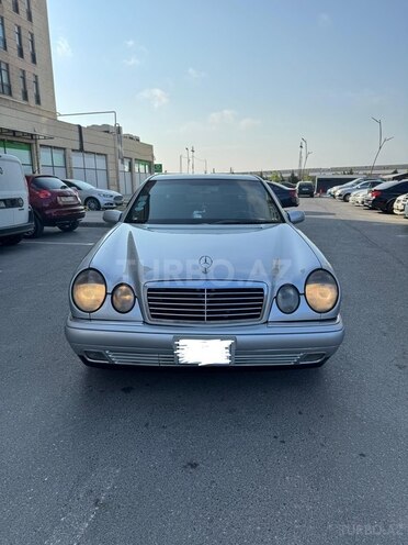 Mercedes E 280 1996, 270,000 km - 2.8 l - Sumqayıt