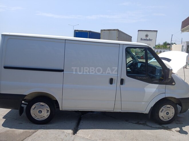 Ford Transit 2010, 270,000 km - 2.2 l - Bakı