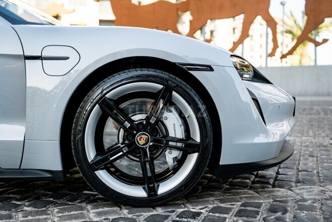 Porsche Taycan 2021, 47,000 km - 0.0 l - Bakı