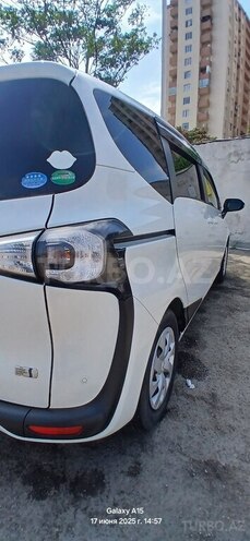 Toyota Sienta 2016, 80,000 km - 1.5 l - Bakı
