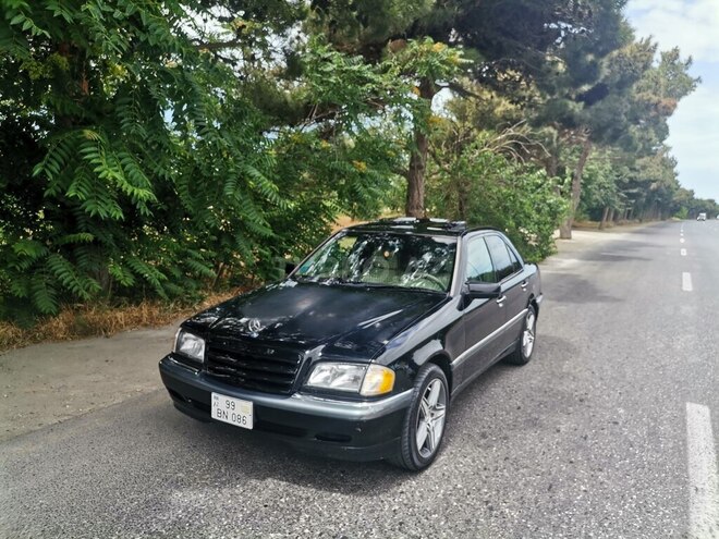 Mercedes C 230 1999, 296,924 km - 2.3 l - Bakı