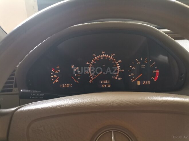 Mercedes C 230 1999, 296,924 km - 2.3 l - Bakı