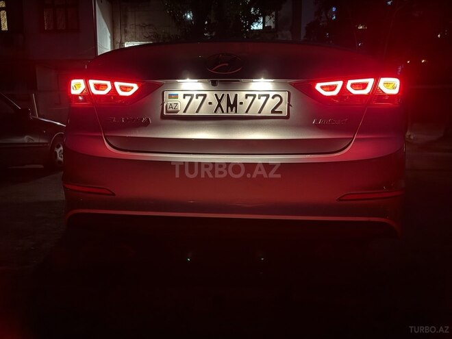 Hyundai Elantra 2016, 78,000 km - 2.0 l - Bakı