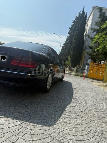 Mercedes E 220 d 2000, 300,000 km - 2.2 l - Bakı
