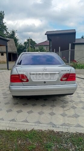 Mercedes E 200 1997, 270,000 km - 2.0 l - Masallı