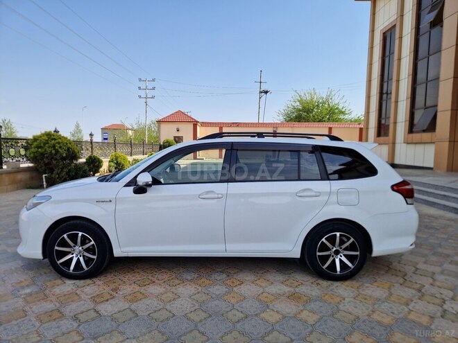 Toyota Corolla Fielder 2015, 179,000 km - 1.5 l - Bakı