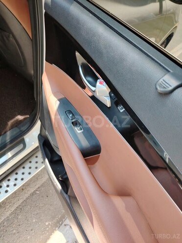 Kia Sorento-19