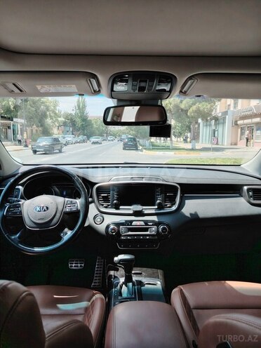 Kia Sorento-18