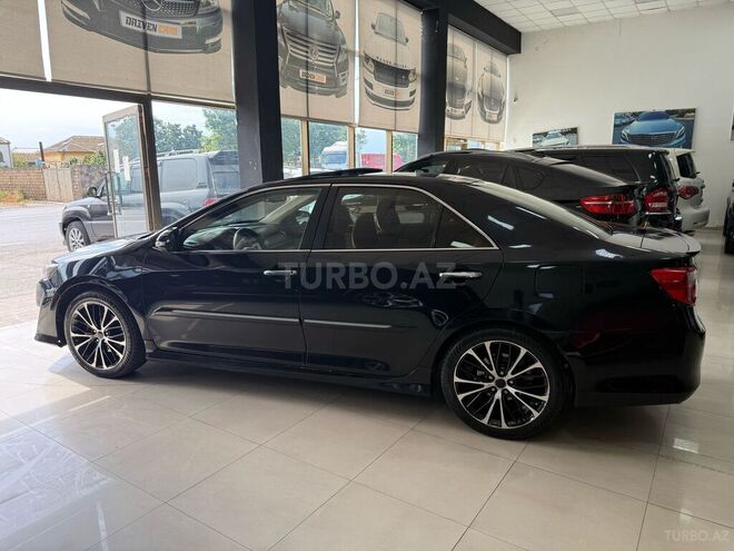 Toyota Camry-8