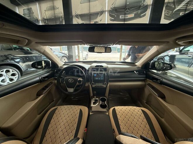 Toyota Camry-10