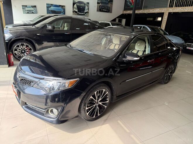 Toyota Camry-6