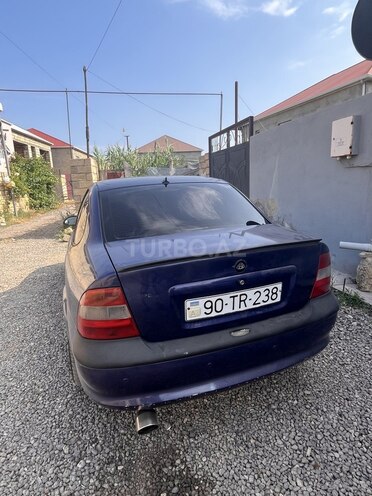 Opel Vectra-9