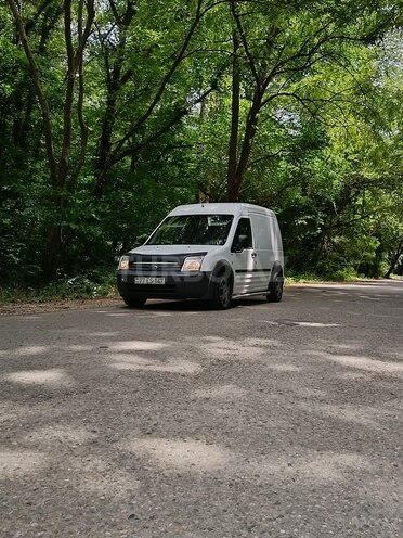 Ford Tourneo Connect 2008, 320,000 km - 1.8 л - Qusar