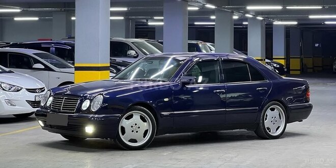 Mercedes E 240 1999, 333,000 km - 2.4 l - Bakı