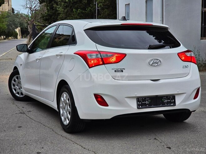 Hyundai i30 2014, 176,000 km - 1.4 l - Sumqayıt