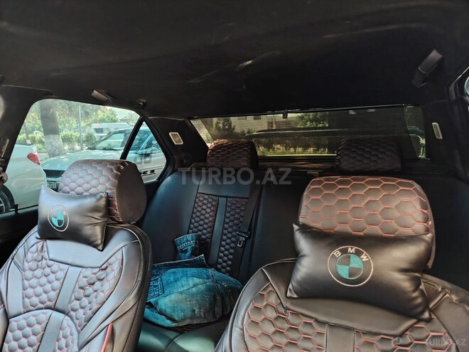 BMW 320 1995, 300,000 km - 2.0 l - Qazax
